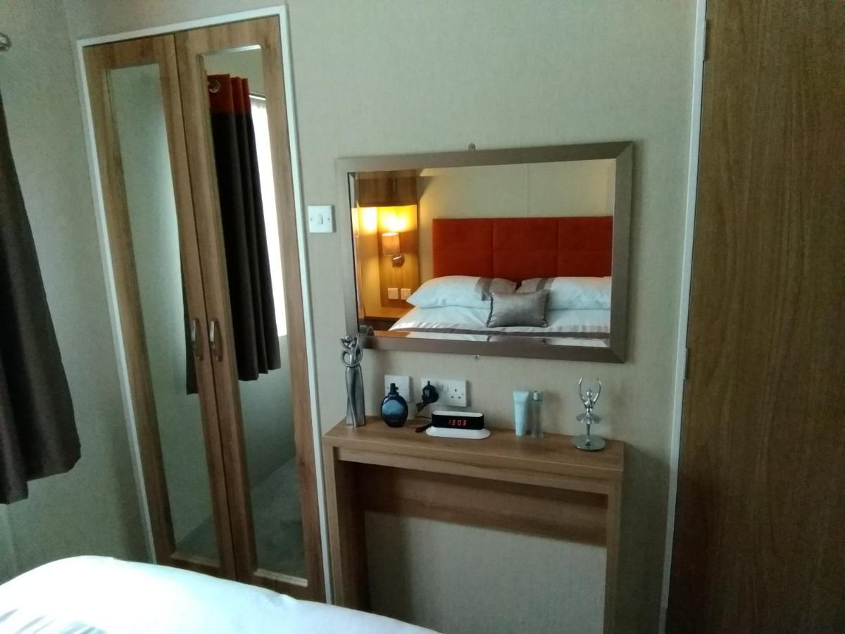 12 Burnside Lodge Auchterarder Eksteriør billede